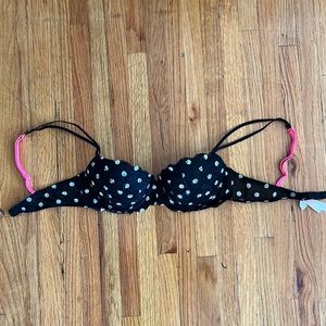 Victoria’s Secret pink push up bra